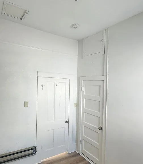 411-417 E Halliday St — Photo 8