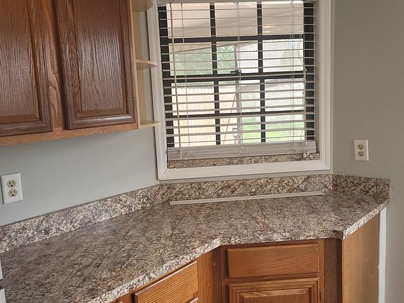 5th image of 866 Crows Bluff Ln