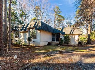 1050 Palmyra Dr, Tega Cay, SC 29708