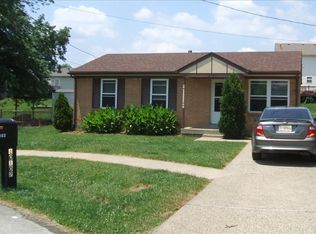 10102 McNeely Lake Dr, Louisville, KY 40229