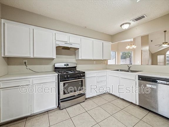 5th image of 10743 Staghill Dr