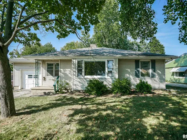 817 W Ridge Rd, Peoria, IL 61614