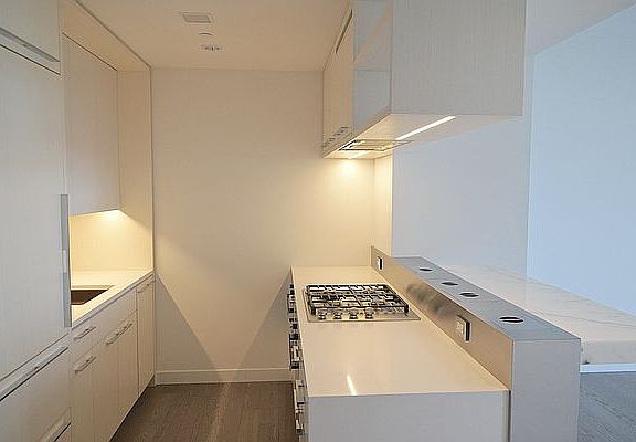 4th image of 252 South St #26J