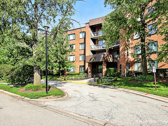 2nd image of 263 S Clubhouse Dr Unit 104