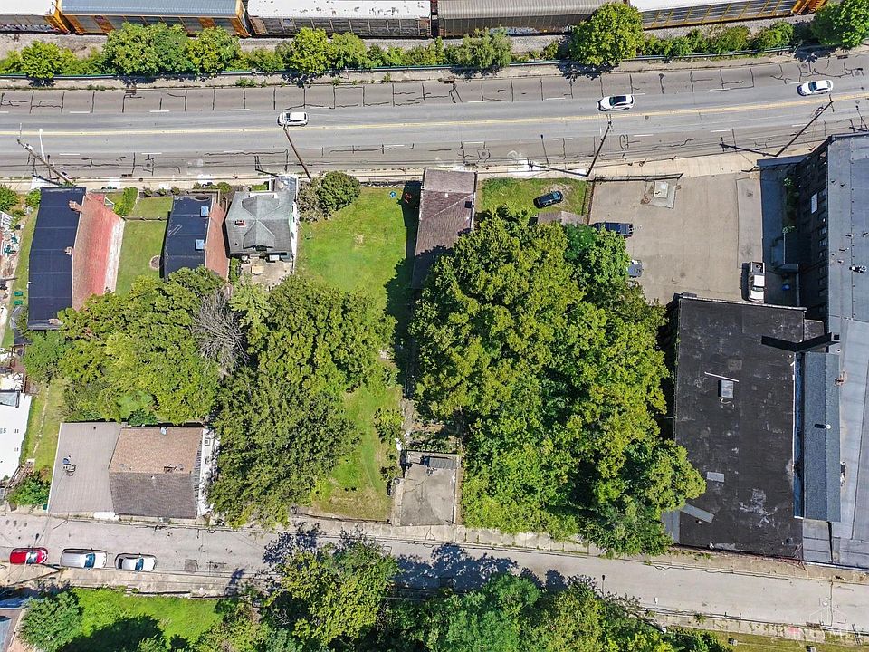 1st image of 2480 River Rd