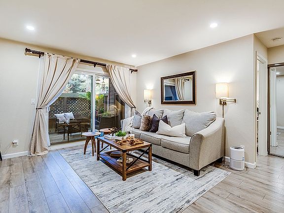 3rd image of 939 Catkin Ct