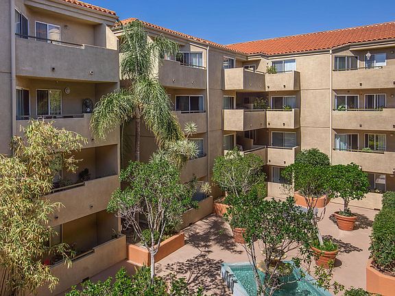 2nd image of 7622 Katella Ave APT 268
