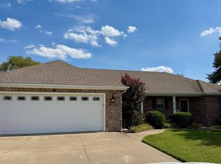 1114 Daffodil St, Sikeston, MO 63801