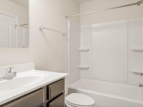 5th image of 28992 Saint Thomas Blvd #220