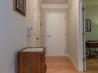 218 N Water St UNIT 202, Batavia, IL