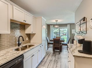 1179 Timbershore Ln, Eagan, MN 55123