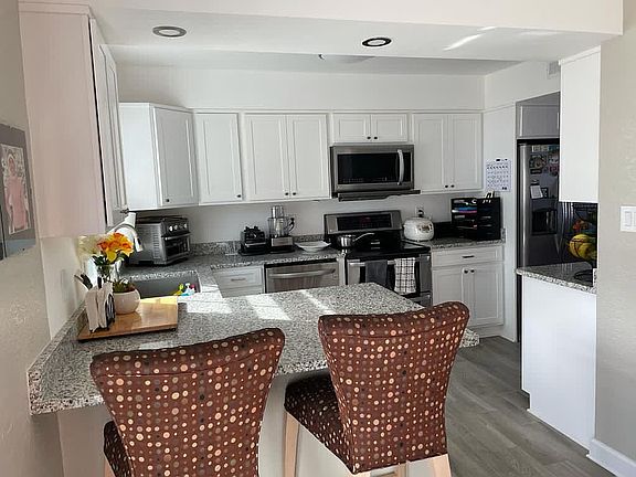 3rd image of 3207 Dunnebrook Ct