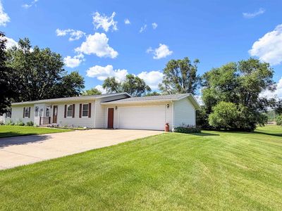 1711 E Campion Blvd, Prairie Du Chien, WI, 53821