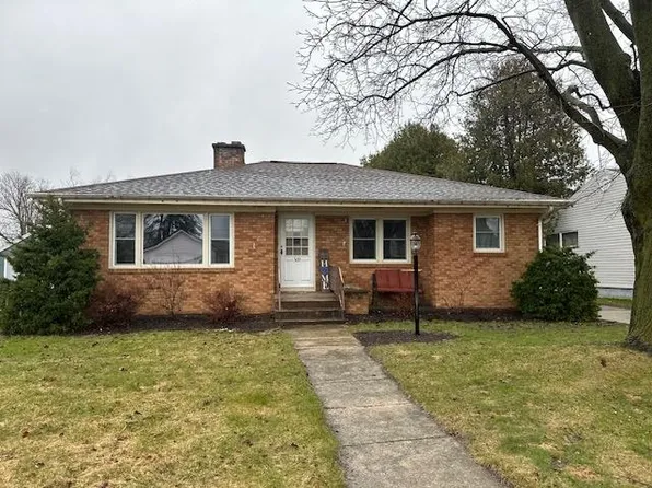 309 S Division St, Waupun, WI 53963