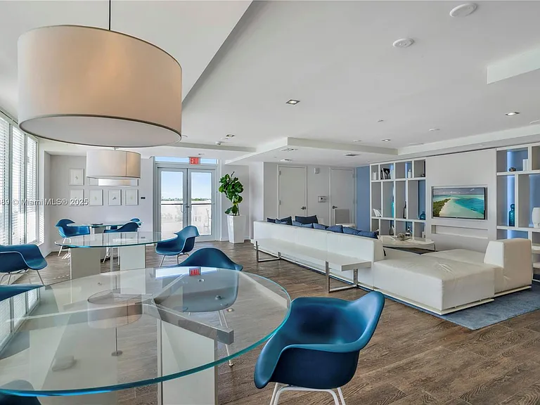 4250 Biscayne Blvd #1116 — Photo 29
