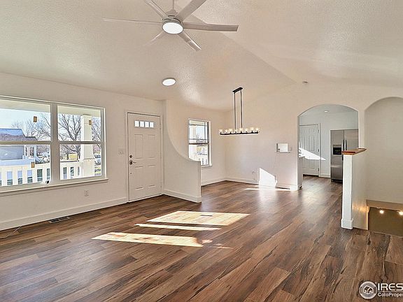 5th image of 2415 Bluebells Dr