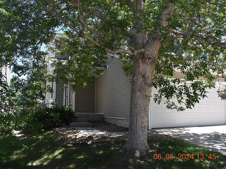 7916 S Kittredge St — Photo 1