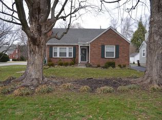 4101 Alton Rd, Saint Matthews, KY 40207