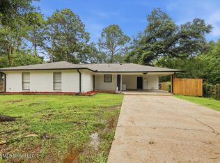 317 E School St, Ridgeland, MS 39157