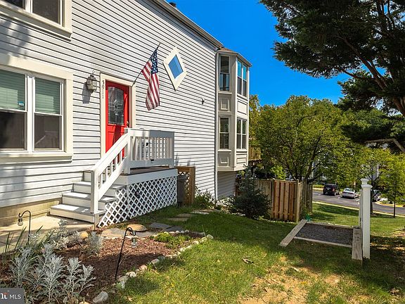 2nd image of 5911 Sir Cambridge Way
