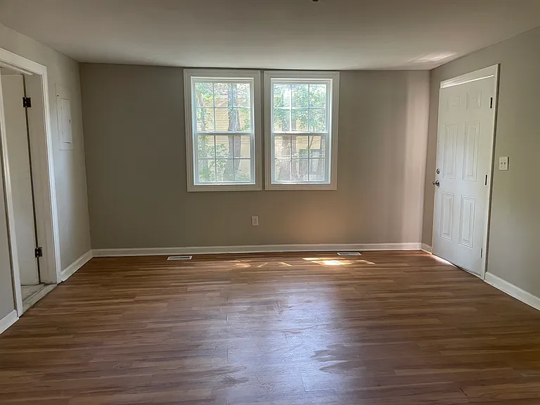 2258 Sibley Rd — Photo 3