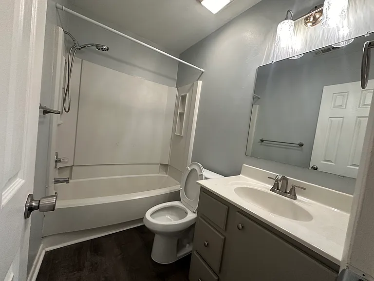 115 Deerfield Dr — Photo 9