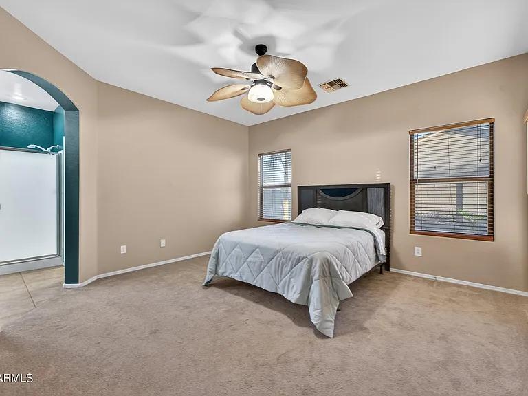 921 W Dana Dr — Photo 10