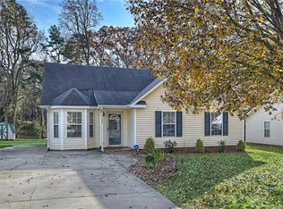 3134 Misty Creek Dr, Charlotte, NC 28269