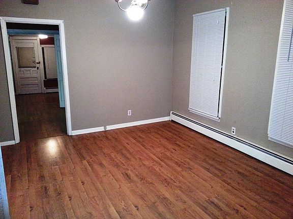 2nd image of 819 East Ave
