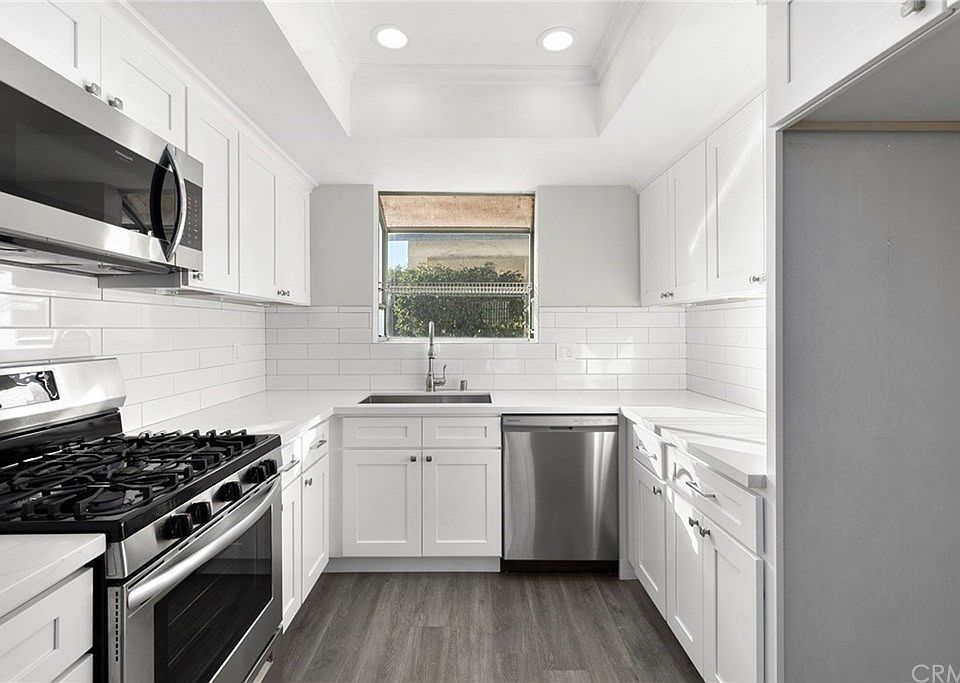 1st image of 129 N Marguerita Ave APT A
