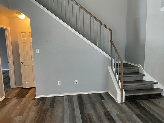 2nd image of 13617 John F Kennedy St