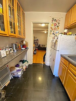 4th image of 395 Ocean Ave #6