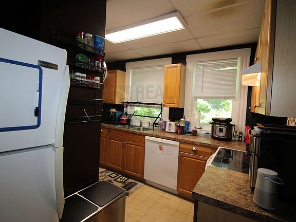 4th image of 47 High St #A