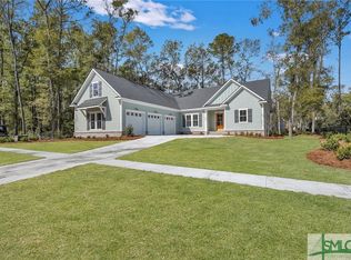 186 Cubbage Island Dr, Richmond Hill, GA 31324