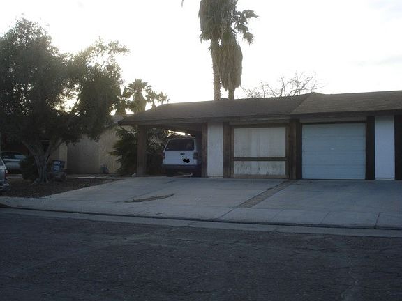 3rd image of 3969 Calle Del Sol