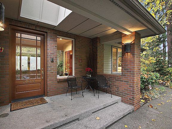 3rd image of 23413 172nd Ave SE