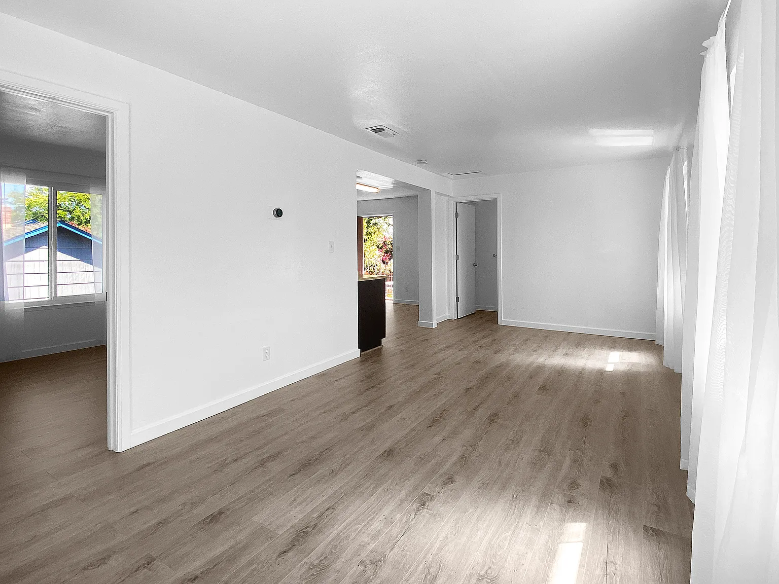 1 bed, 550 sqft, $1,325 — Photo 3