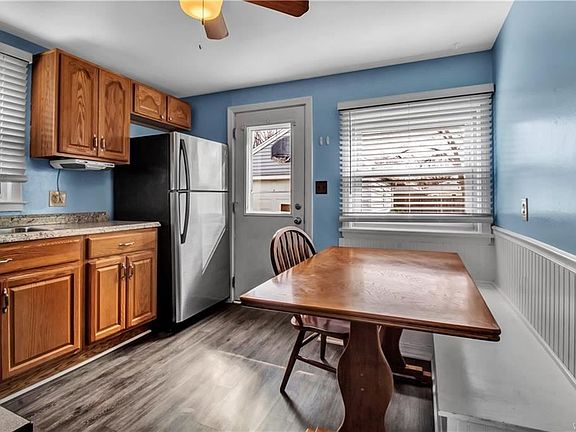 3rd image of 229 Harrison Ave
