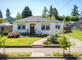 8912 NE Sacramento St, Portland, OR 97220