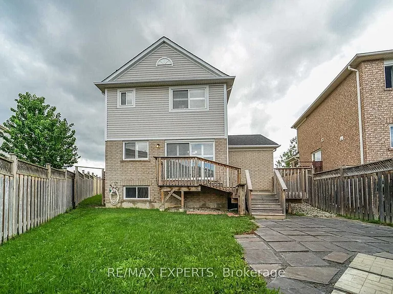 357 Brisdale Dr — Photo 22