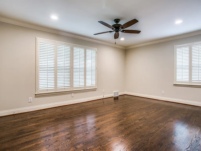 6908 Lavendale Ave — Photo 21
