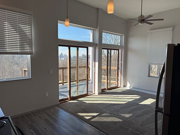 2nd image of 300 Fairview Ave
