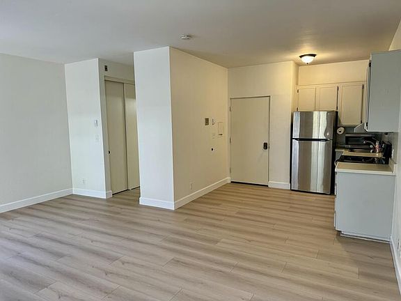 3rd image of 3760 Florida St Unit 103