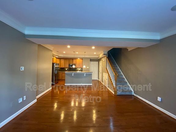 5th image of 7305 Elkridge Crossing Way