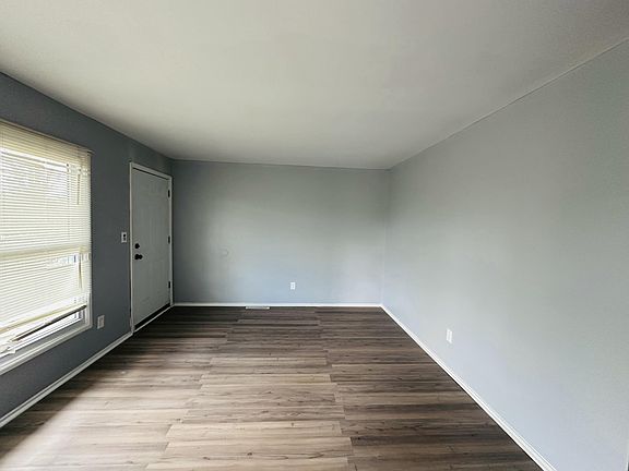 3rd image of 20515 Ilene St