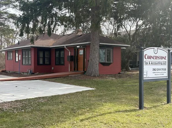 N50W34710 Wisconsin AVENUE, Okauchee, WI 53069
