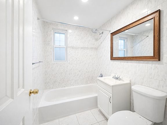 2nd image of 4053 Bruner Ave #1