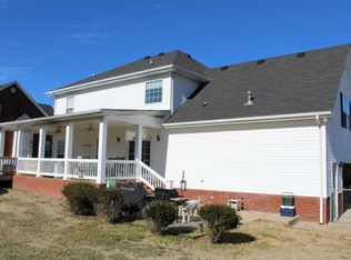 2010 Elaina Jeanne Dr, Pleasant View, TN 37146