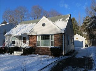 8 Utopian Ave, Suffern, NY 10901