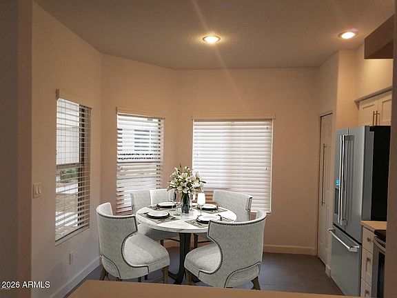 3rd image of 500 N Roosevelt Avenue #120
